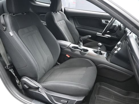 Used 2019 Ford Mustang GT w/ GT Performance Package image 11