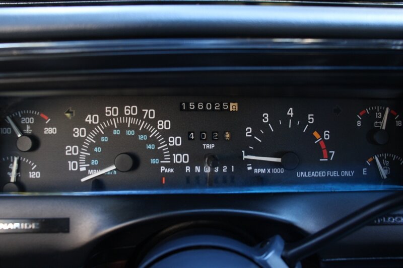 Used 1998 Buick Le Sabre Custom w/ Headliner Lighting Pkg FWD image 7