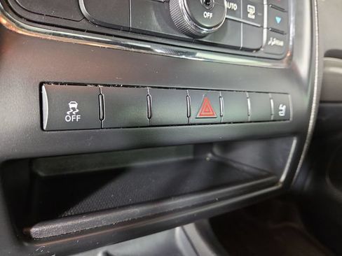 Used 2011 Dodge Durango Express AWD/4WD image 26
