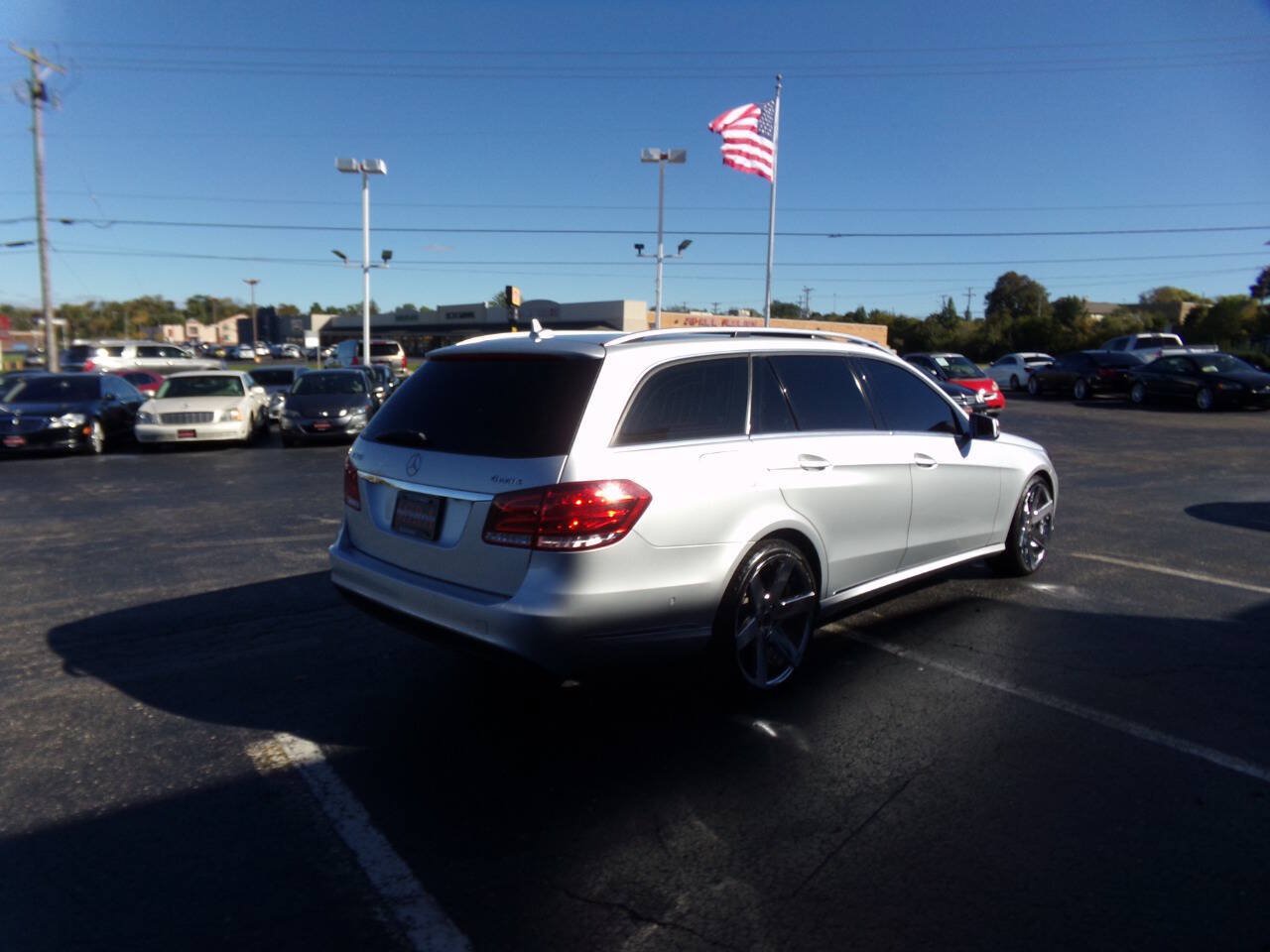 Used 2016 Mercedes-Benz E 350 4MATIC Wagon image 7
