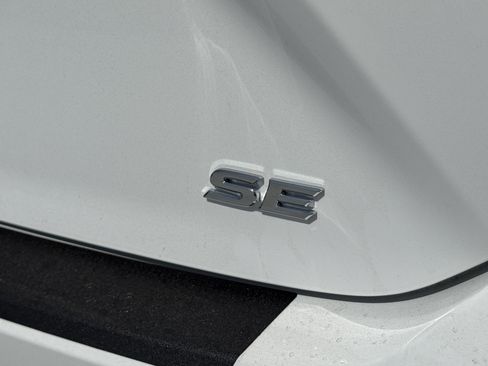 New 2026 Toyota Camry SE FWD image 14