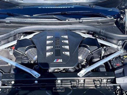 Used 2023 BMW X7 M60i w/ Executive Package image 31