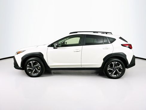 Used 2024 Subaru Crosstrek 2.0i Premium image 4