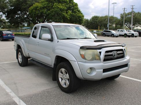 Used 2009 Toyota Tacoma 4x4 Access Cab V6 image 8