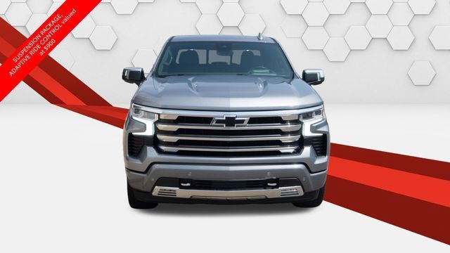 Used 2023 Chevrolet Silverado 1500 High Country w/ High Country Premium Package AWD/4WD image 9