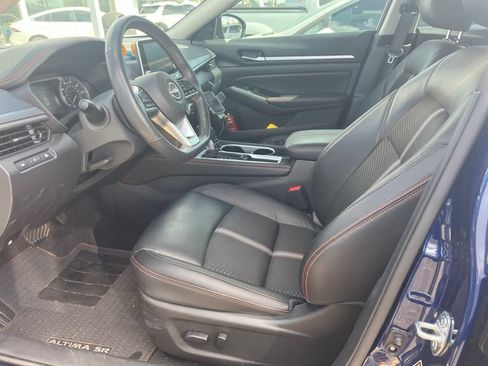 Used 2024 Nissan Altima 2.5 SR FWD image 7