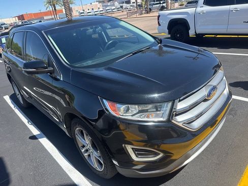 Used 2016 Ford Edge Titanium image 3