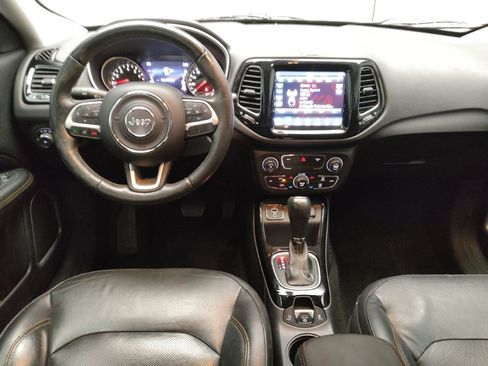 Used 2018 Jeep Compass Limited w/ Navigation Group image 22