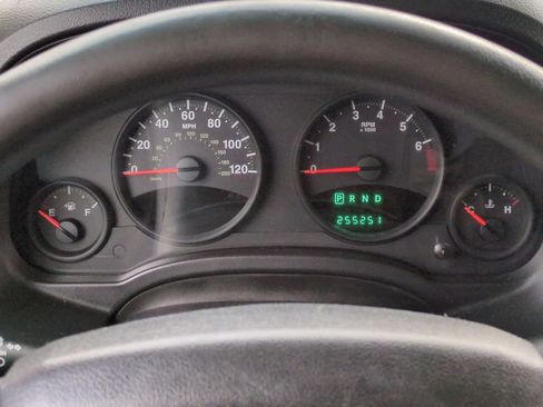 Used 2009 Jeep Patriot Sport image 30