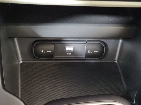 Used 2023 Kia Soul LX FWD image 25