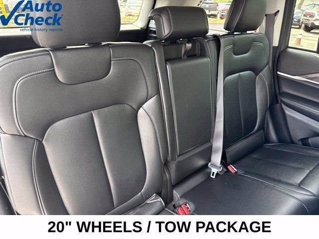 Used 2023 Jeep Grand Cherokee Limited w/ Trailer Tow Prep Group (B) AWD/4WD image 22