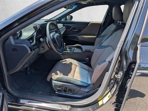 Used 2025 Lexus ES 300h w/ Accessory Package (Z1) FWD image 13