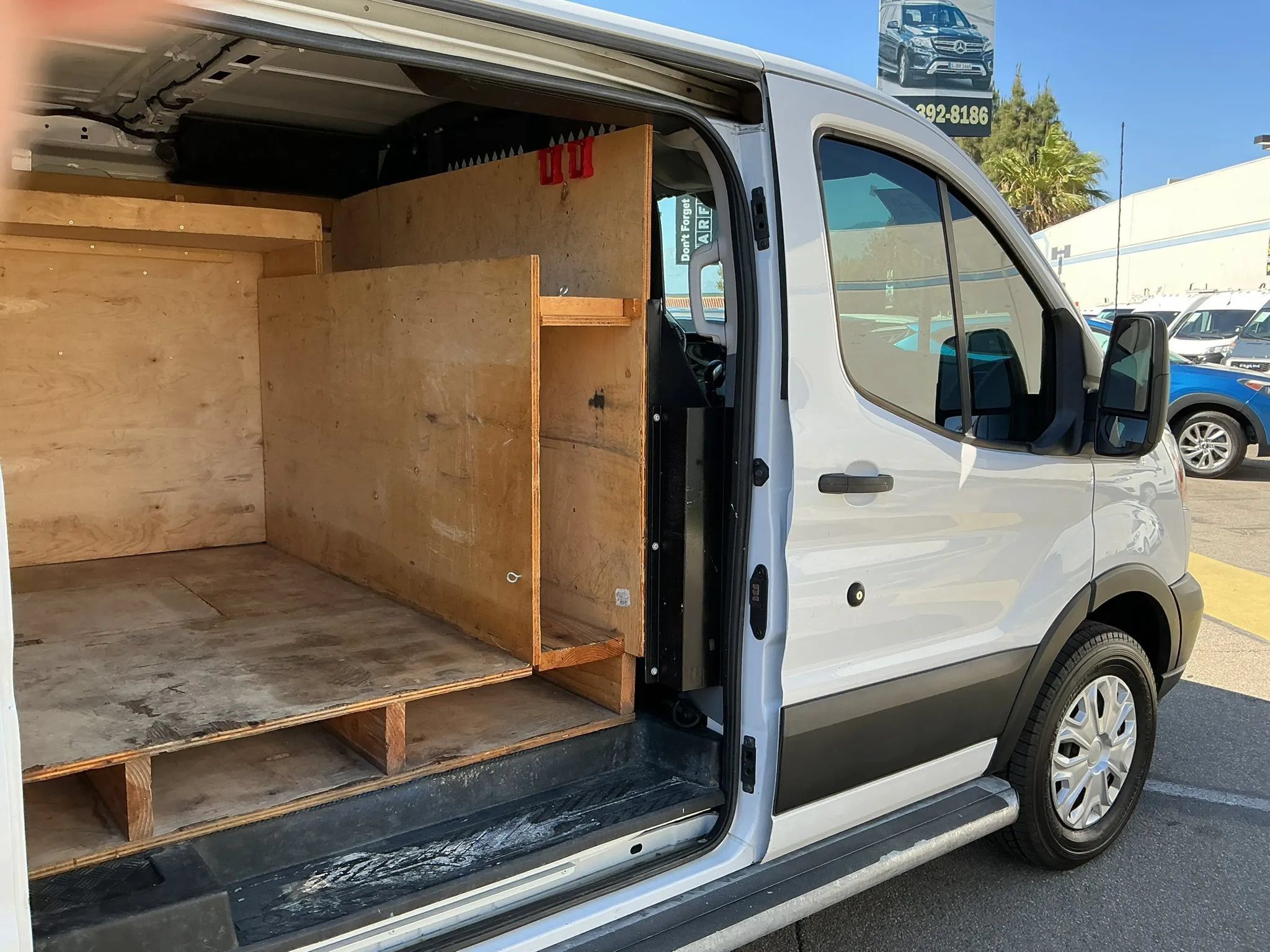 Used 2019 Ford Transit 250 130 Low Roof w/ Exterior Upgrade Package RWD image 15