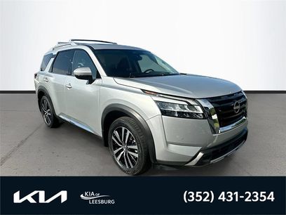 Used 2023 Nissan Pathfinder Platinum w/ Cargo Package