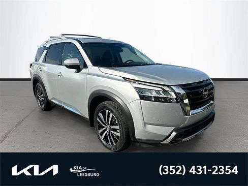 Used 2023 Nissan Pathfinder Platinum w/ Cargo Package AWD/4WD image 1