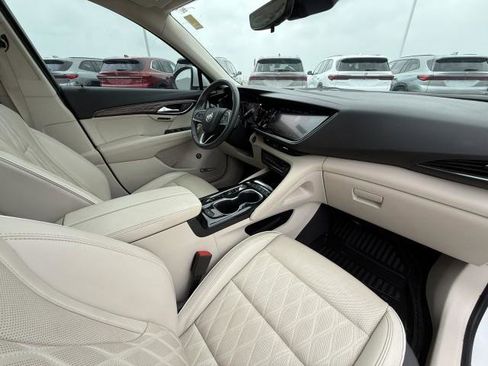 Used 2023 Buick Envision Avenir AWD/4WD image 31