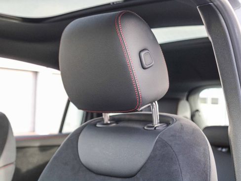 Certified 2025 Mercedes-Benz GLA 35 AMG 4MATIC image 23