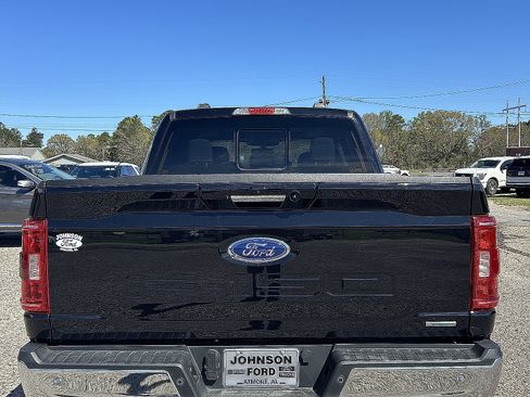 Used 2022 Ford F150 XLT w/ Equipment Group 302A High AWD/4WD image 4