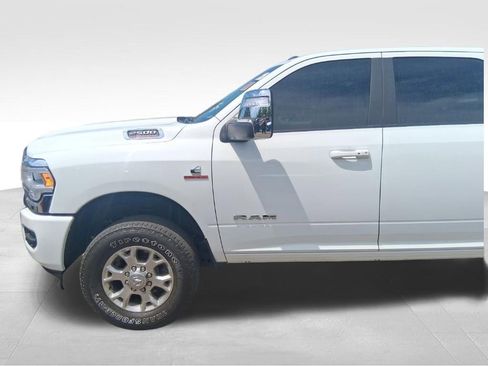 Used 2024 RAM 2500 Laramie w/ Safety Group AWD/4WD image 15