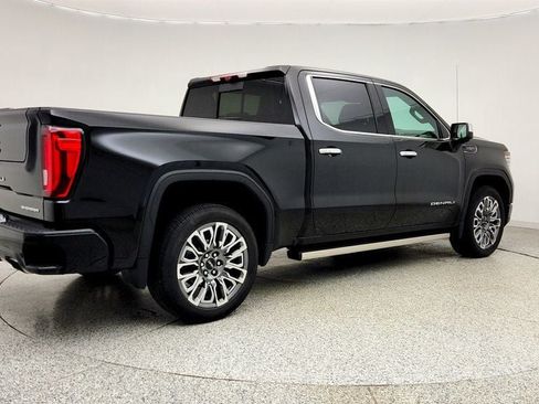 Used 2023 GMC Sierra 1500 Denali Ultimate AWD/4WD image 5