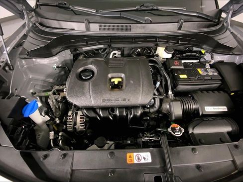 Used 2025 Kia Soul LX FWD image 10