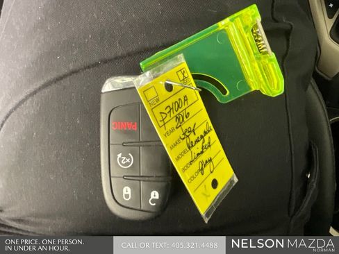 Used 2016 Jeep Renegade Limited FWD image 49
