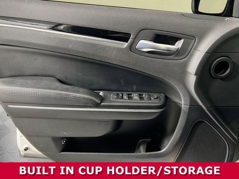 Used 2023 Chrysler 300 Touring w/ Sport Appearance Package image 19