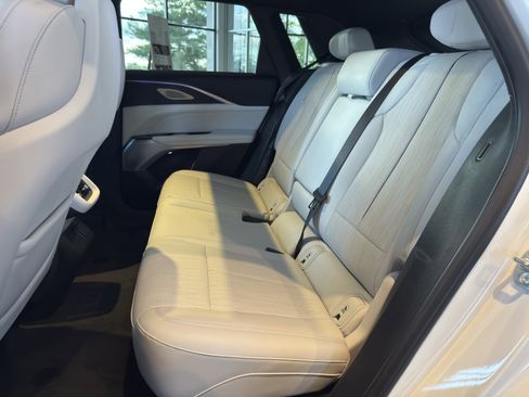 Certified 2024 Cadillac Lyriq Sport AWD/4WD image 20