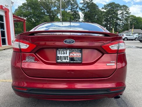 Used 2015 Ford Fusion SE w/ Equipment Group 202A FWD image 6