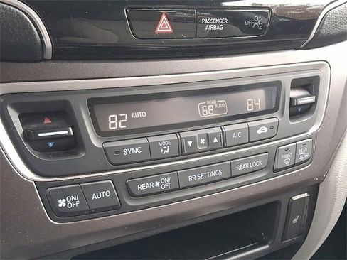 Certified 2021 Honda Pilot EX image 17