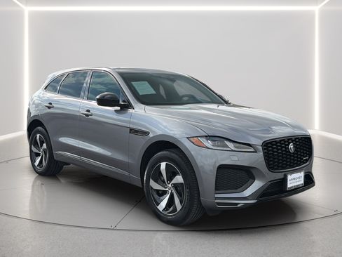 Used 2025 Jaguar F-PACE R-Dynamic S AWD/4WD image 44