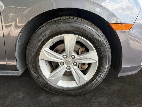 Used 2018 Honda Odyssey EX image 39