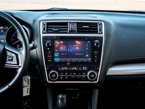 Used 2019 Subaru Outback 2.5i Premium image 28