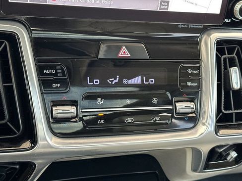 Used 2022 Kia Sorento SX AWD/4WD image 22