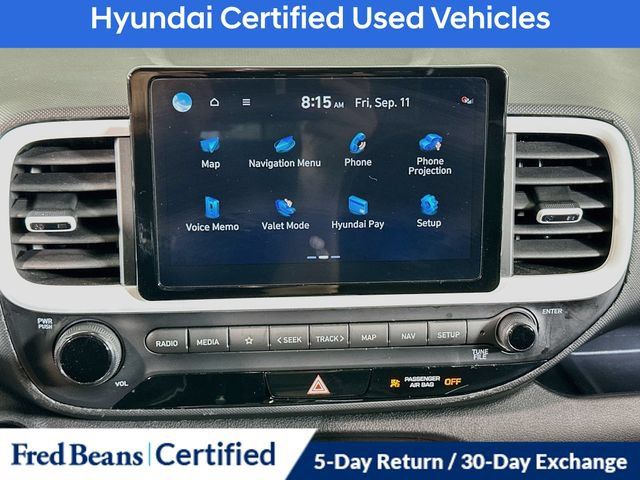 Used 2023 Hyundai Venue Limited FWD image 25