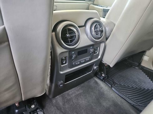 Used 2003 HUMMER H2 image 30