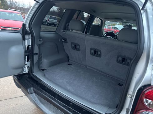 Used 2007 Jeep Liberty Sport image 23