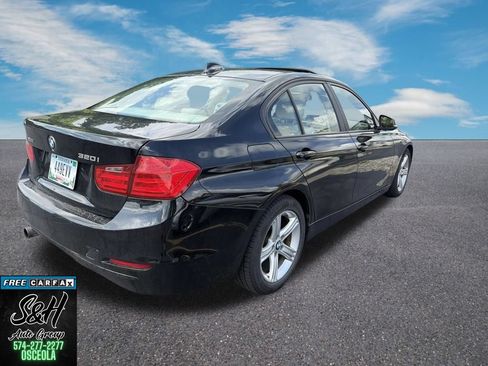 Used 2013 BMW 320i xDrive Sedan AWD/4WD image 5