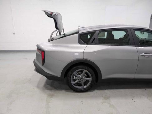 Certified 2025 Kia K4 LXS image 7