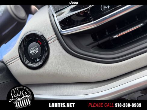 New 2025 Jeep Compass Limited w/ Sun & Sound Group image 21