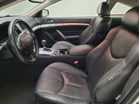 Used 2015 INFINITI Q60 Coupe image 17