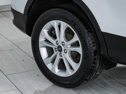 Used 2018 Ford Escape SE w/ SE Sync 3 Package AWD/4WD image 52