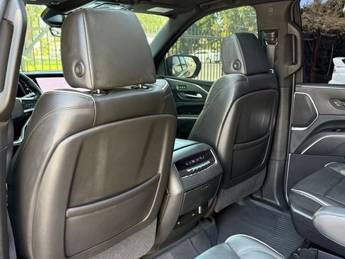 Used 2021 Cadillac Escalade Sport w/ Driver Assist Tech Package AWD/4WD image 27