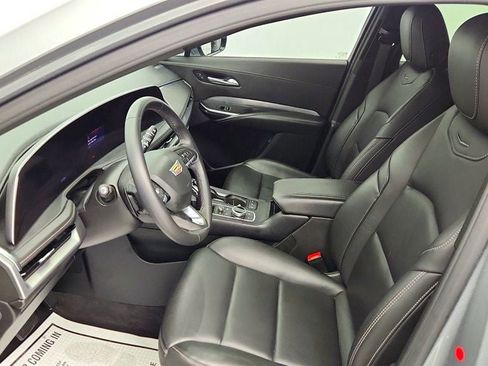 Used 2024 Cadillac XT4 Premium Luxury image 24
