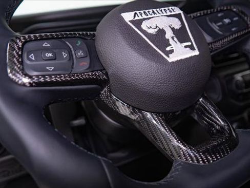 Used 2025 Jeep Gladiator Sport image 49