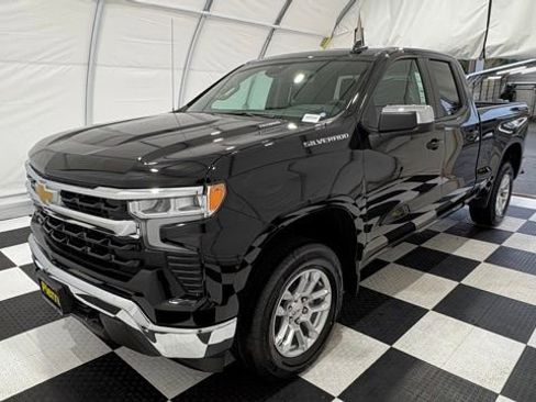 New 2026 Chevrolet Silverado 1500 LT image 1