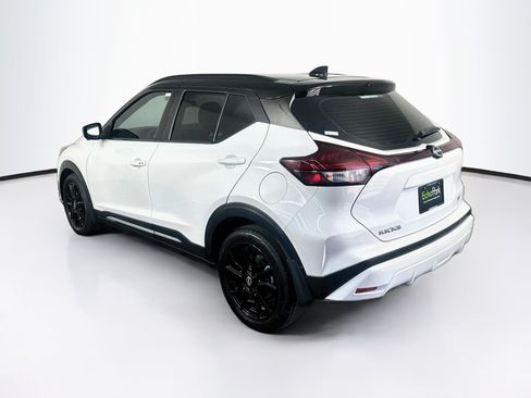 Used 2023 Nissan Kicks SR FWD image 5