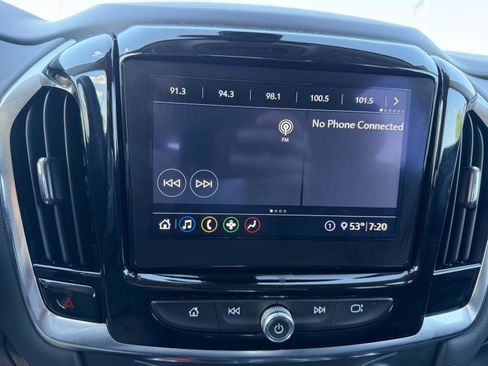 Used 2021 Chevrolet Traverse LT AWD/4WD image 18
