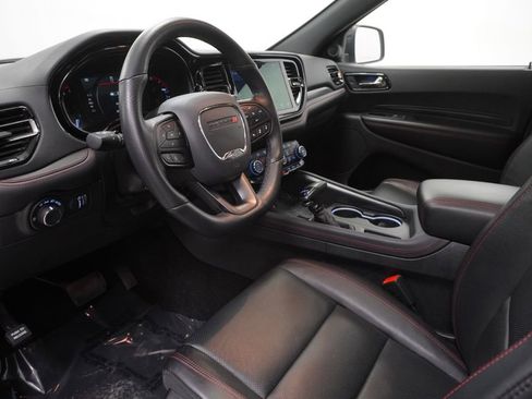 Certified 2025 Dodge Durango GT image 17