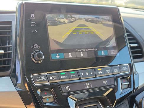 Used 2022 Honda Odyssey Touring image 29